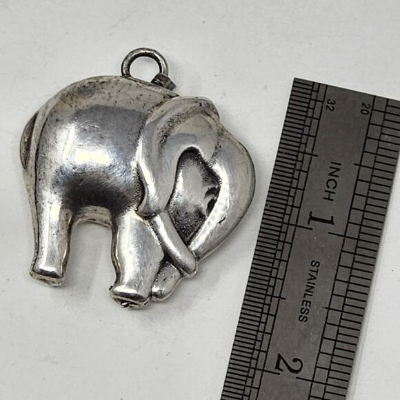 Vintage Sterling Silver Elephant Pendant - Picture 4 of 5